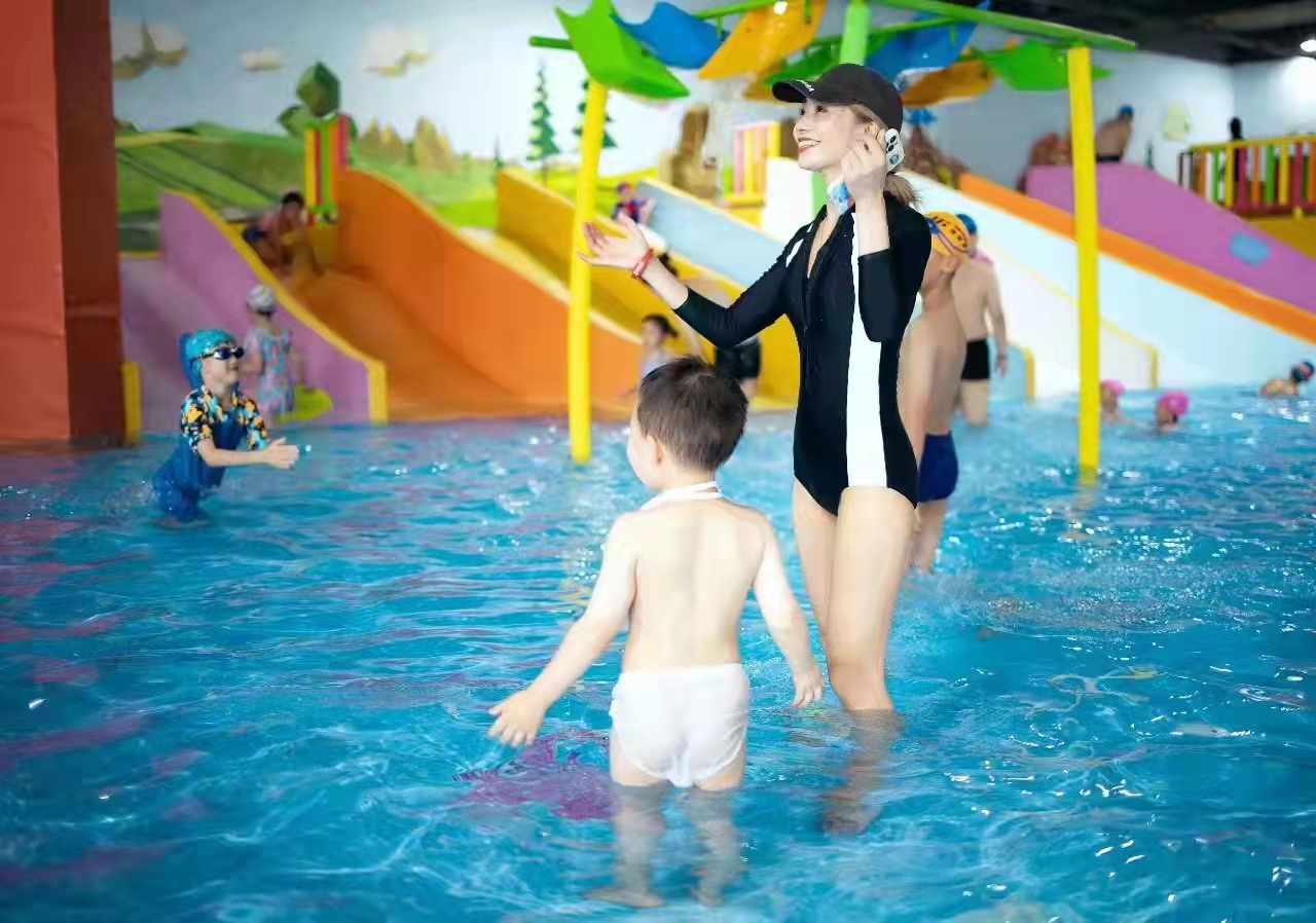 韩城汤泉水会配套儿童室内恒温水上乐园